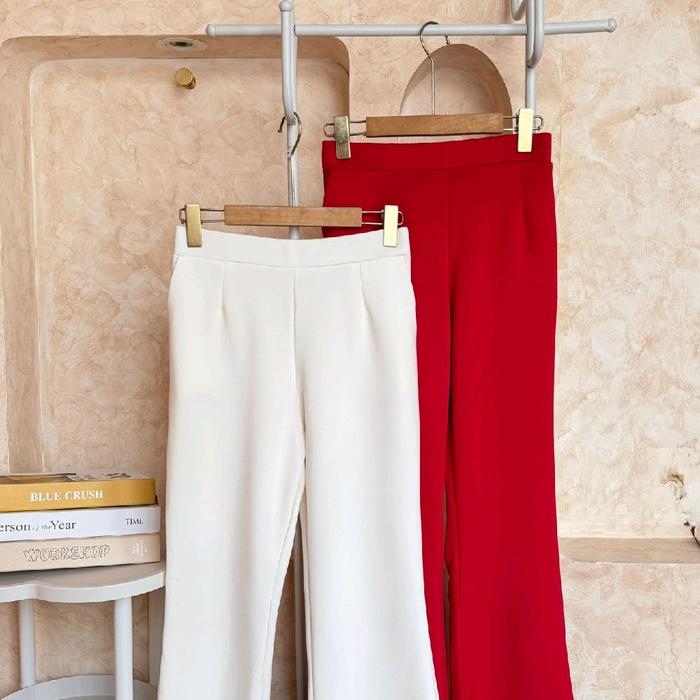 MENESTYS - Zemila Pants edisi 17 AGUSTUS
