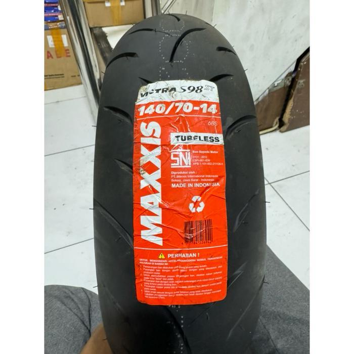 BAN LUAR TUBLES MAXXIS VICTRA 140/70/14 TUBLES MAXXIS VICTRA
