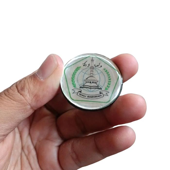 Pin Pondok Wali Barokah Kediri untuk Peci Hitam/Kopyah - Bros, Clips