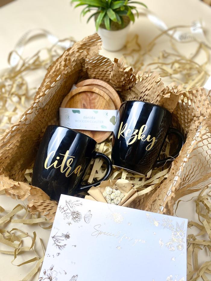 Hampers Mug / Mug Couple / Mug Custom / Gelas Couple / Gift Box / Kado Pernikahan / Kado Wedding