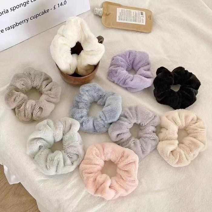 IKAT RAMBUT SCRUNCHIE KOREA POMPOM HIJAB CEPOL / SCRUNCHIE IKAT RAMBUT KOREA / IKAT RAMBUT CEPOL