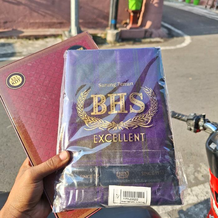 BHS EXCELENT GOLD KOTAK KECIL OLIVE TUA HARGA 900 AJA