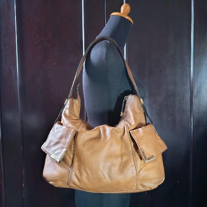 Hobo Bag / Shoulder Bag / Tas Bahu Wanita Kulit  Asli Brown Caramel Preloved/second