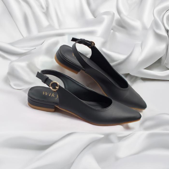Wiky Footwear Avelin Slingback Shoes Wanita Hitam Cream Biru Sol Empuk Ringan Desain Bold Classy Tah