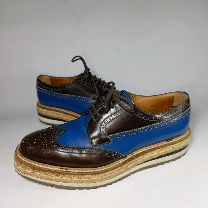 Prada leather Italian loafers 35 size woman shoes