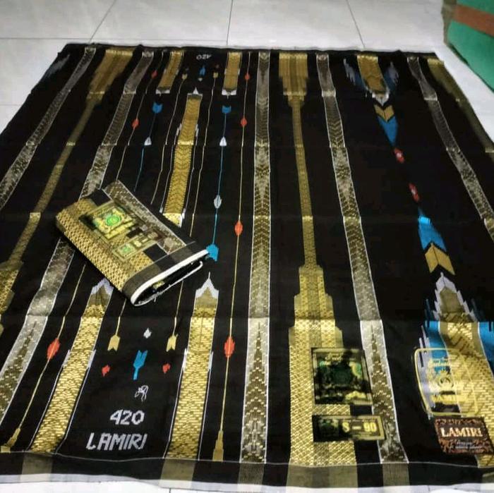 pakaian,sarung Lamiri, BHS Donggala ketjubung goyor dan atlas dll.grosir atau ECER