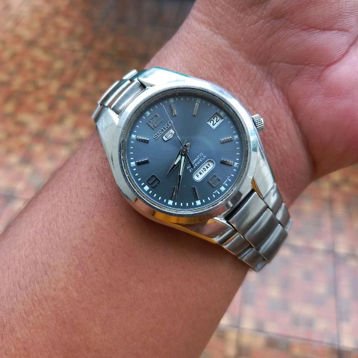 Seiko SNK621 Split daydate vintage citizen orient star snxs79 5 sports diver military tank dolce