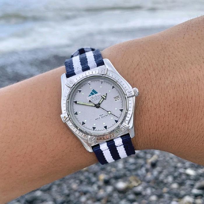 SWISS MADE ! jam tangan vintage Adidas Equipment 10-0046A original diver sport quartz watch jadul an