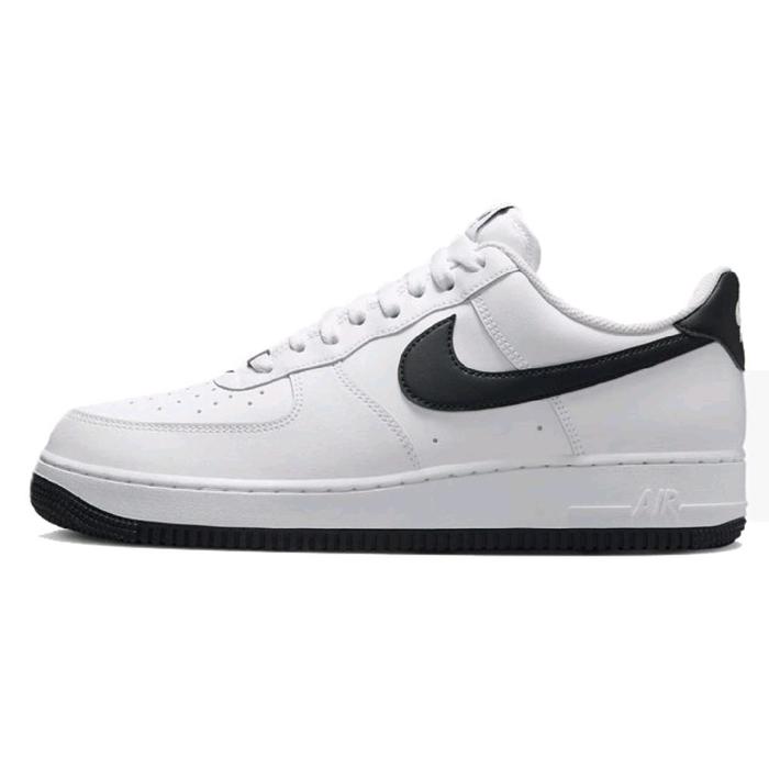 SEPATU SNEAKERS JUMBO NIKE AIR FORCE 1 07 WHITE BLACK ORIGINAL BIG SIZE 47
