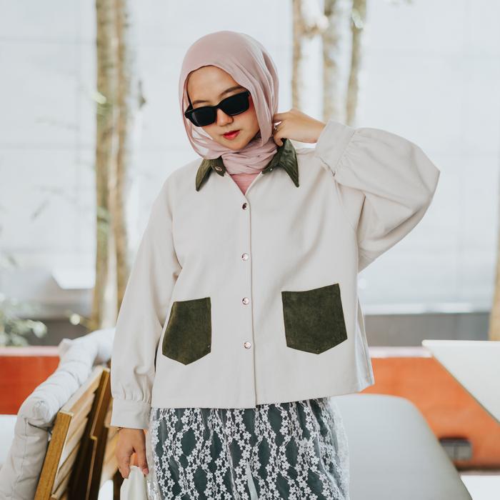 Counique Atasan Jacket Wanita Lengan Panjang Boxy Oversized Denim broken white washing LD 115 - Asah