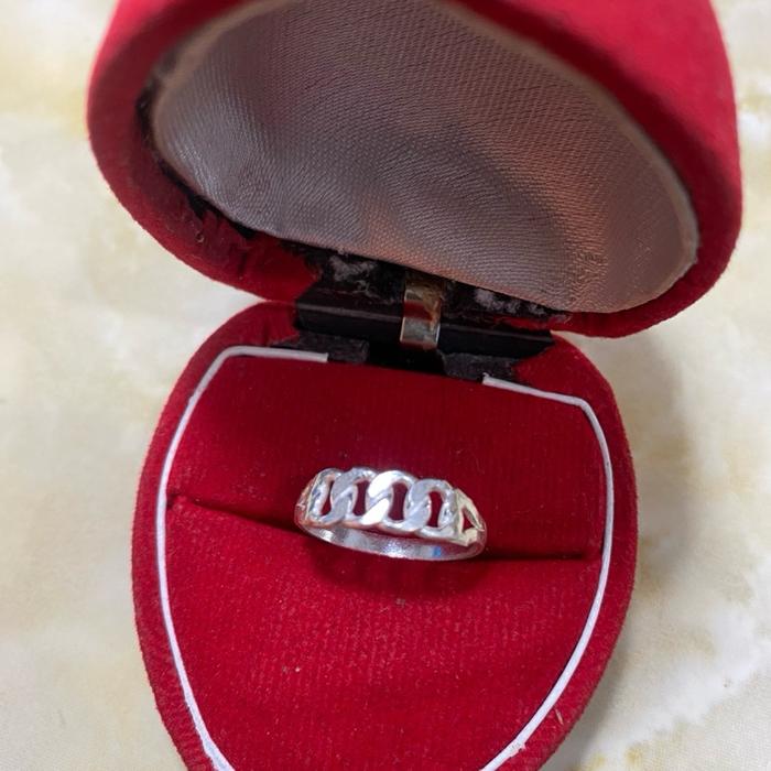 Cincin rantai perak murni