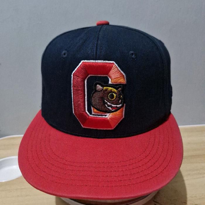 Topi Elstinko Ebony logo G Snapback kondisi terbaik