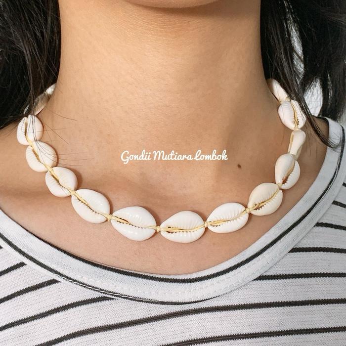 Kalung Kerang Asli Lombok - Kalung Bentuk Kerang Asli Lombok
