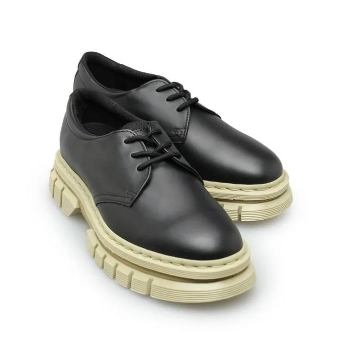 Dr. Martens Rikard Contrast Sole Leather Platform Shoes original