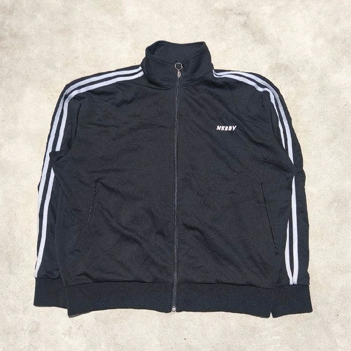 Jaket tracktop pria nerdy hitam list putih bekas