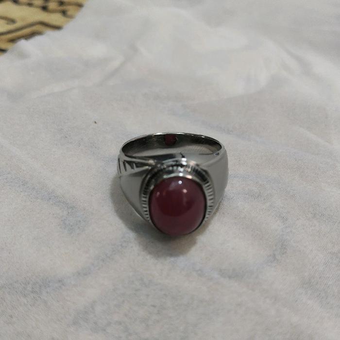 cincin permata Ruby Afrika