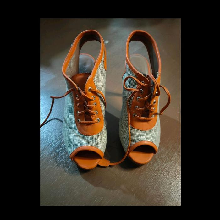 High heels branded/hills kulit branded/high heels he*me*