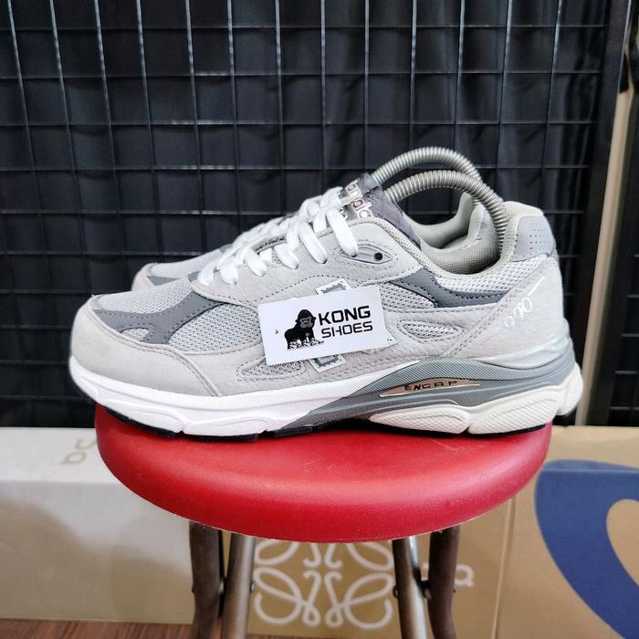 SEPATU NB990 V3 MADEIN USA GREY 40