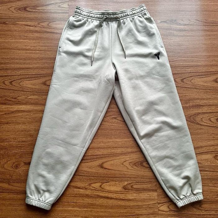 Celana panjang Jogger pants Nike Kobe Bryant cream size M ori original new
