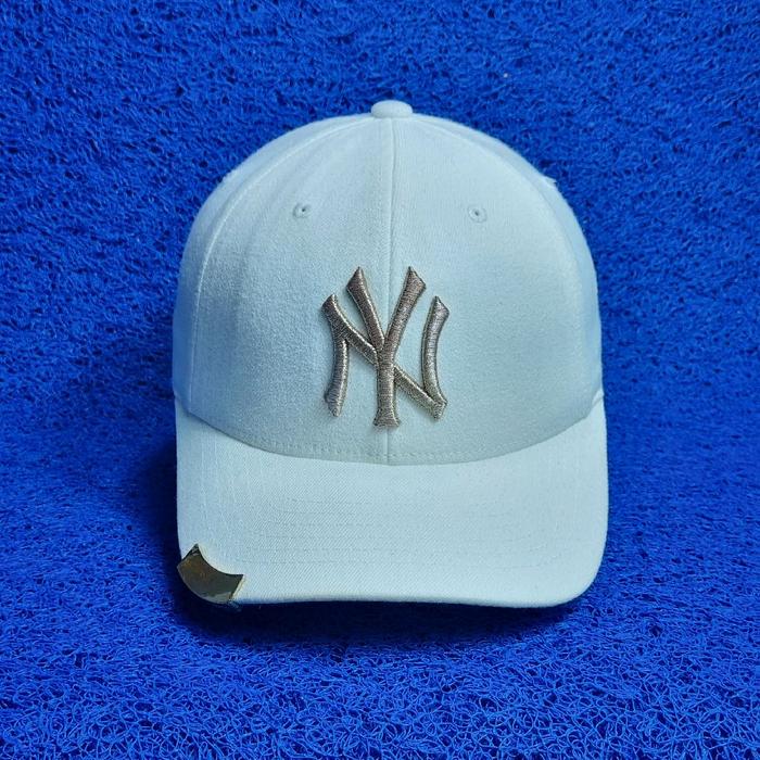 topi MLB NY YANKEES putih adjustable gold series