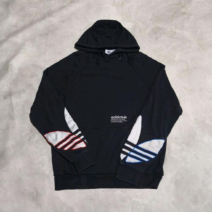 Sweater hoodie adidas trofoil tricolor hitam bekas