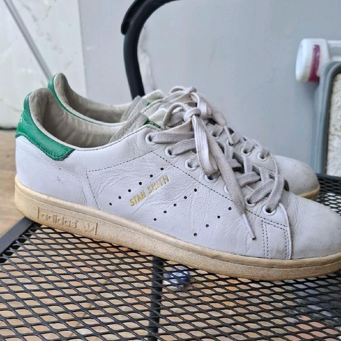 Sepatu Adidas Stan Smith (second ori)