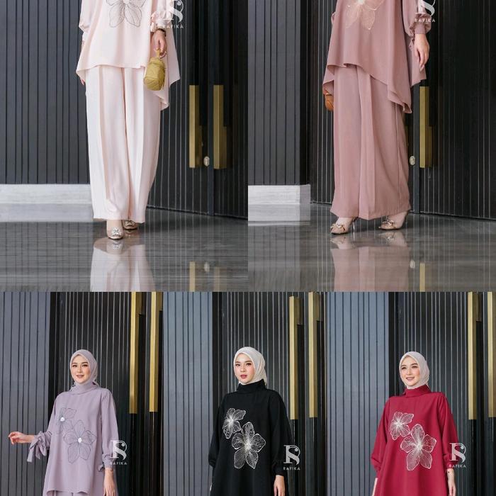 Hanum Set by Rafika Stores