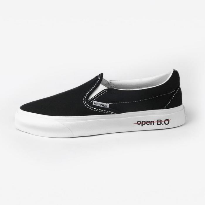 > Nobrands Footware - No brands Slip On AMP Black White Original Sepatu Selop Pria dan wanita RR