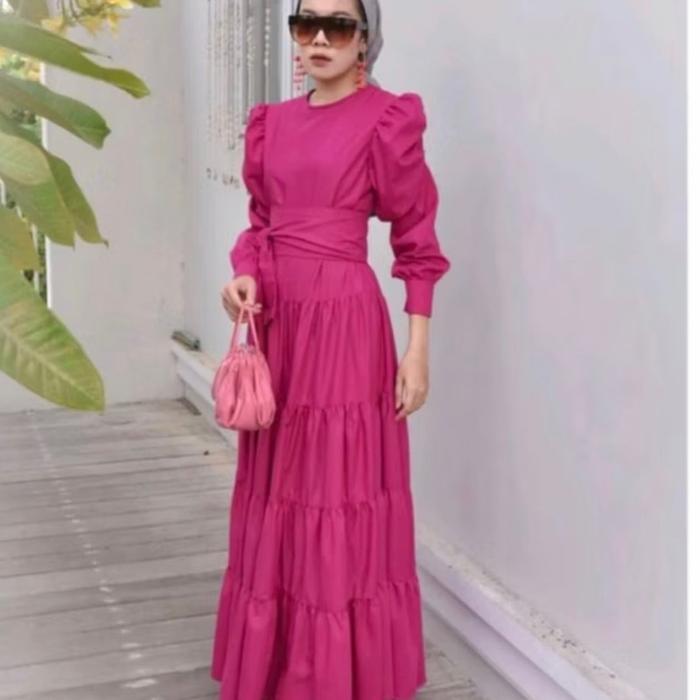 Sideline dress branded