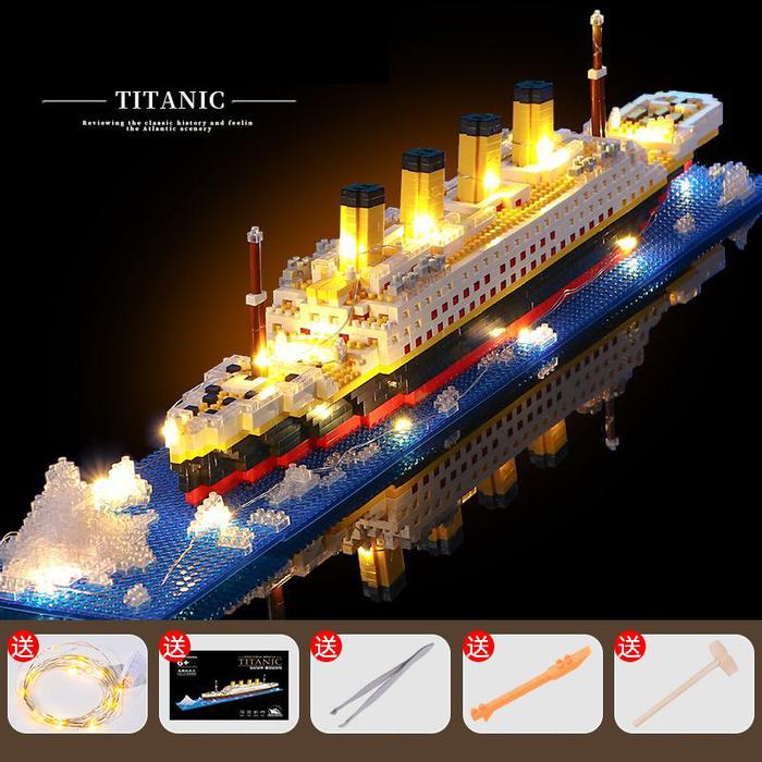 Titanic ship model children's toys birthday gift assembly building