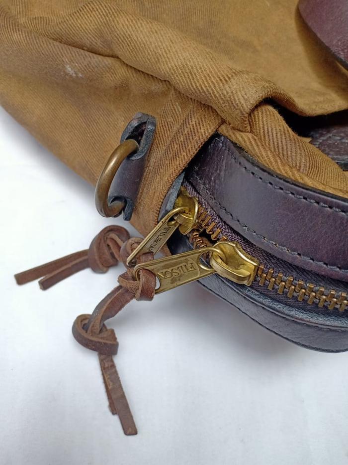 TERBATAS Filson Briefcase 256 II original