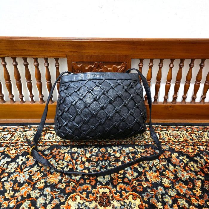tas Sling bag eureka kulit asli