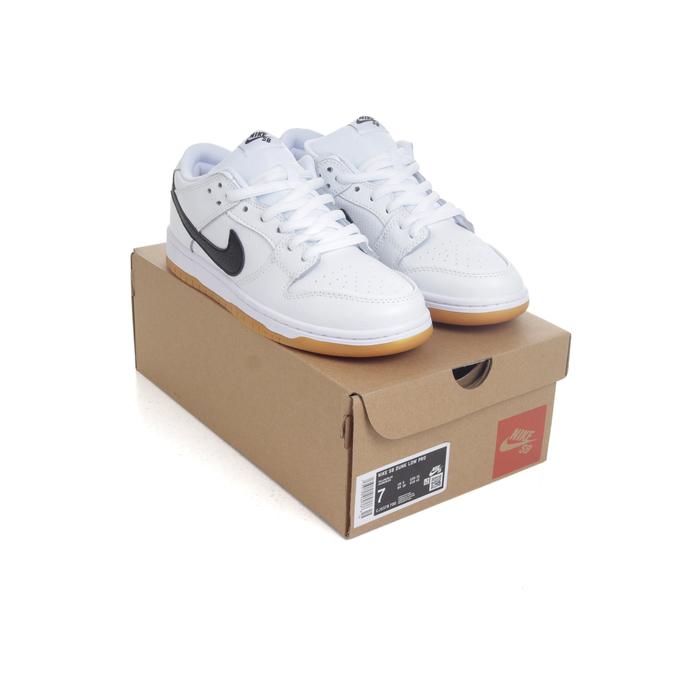 Sepatu Nike SB Dunk Low White Black Gum