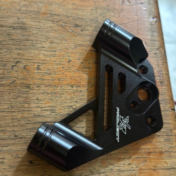 Breket p100mm Nmax Bottom Kyta disc 260mm