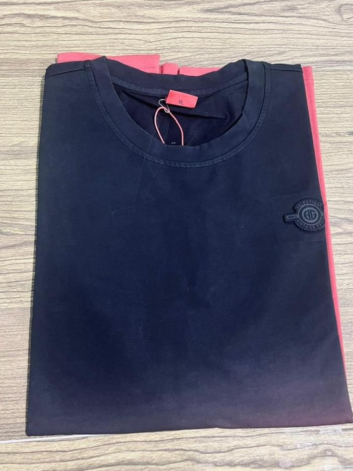 Hugo Kaos Pendek Denim Selection Hitam & Putih untuk Pria Bahan Nyaman dan Stylish Cocok untuk Sehar