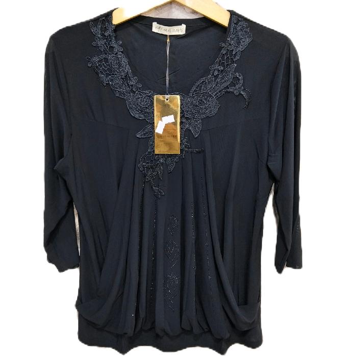BAJU HITAM MANIK - MANIK.