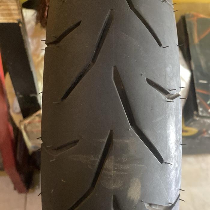 Ban seken IRC SCT 110/80 Ring 14 untuk Sepeda Motor dengan Desain Tahan Lama dan Kualitas Tinggi