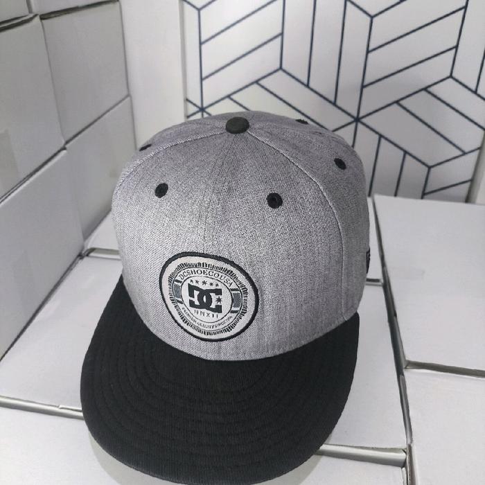 Topi Snapback New Era Collab DC Classic Logo
