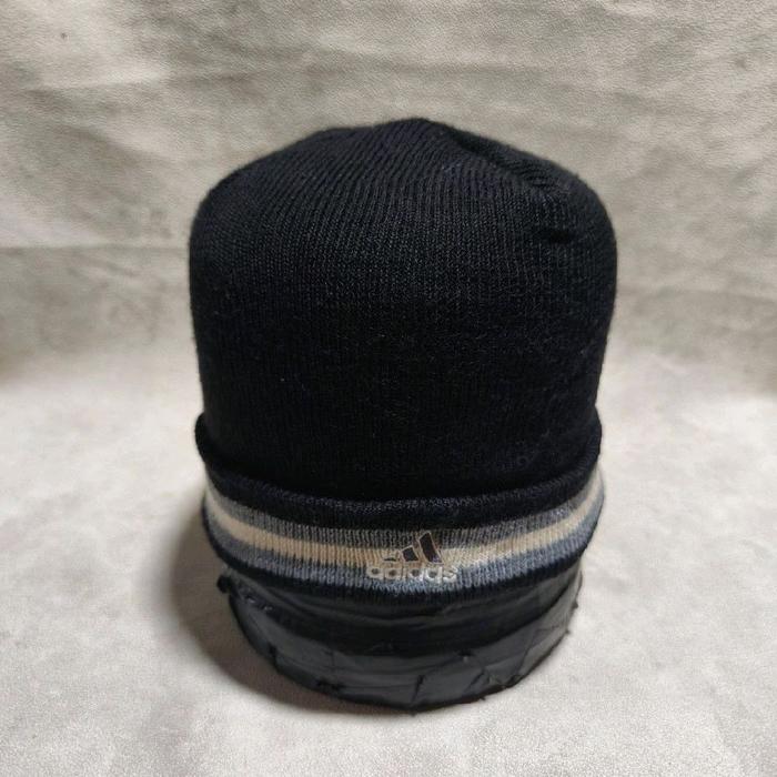 Topi beani rajut pria adidas hitam list abu putih bekas