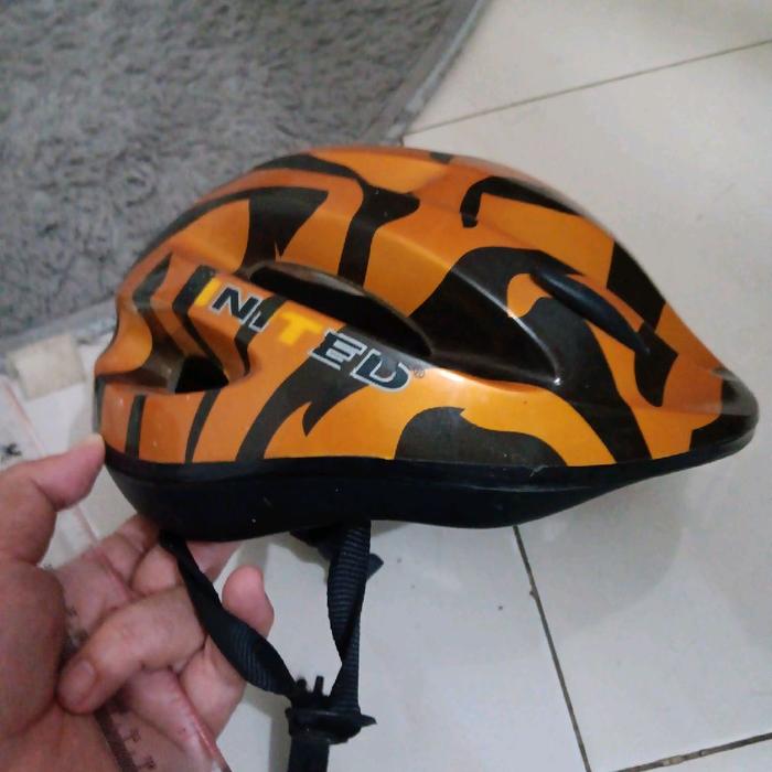 Helm Sepeda Unite. Lockwell  seken