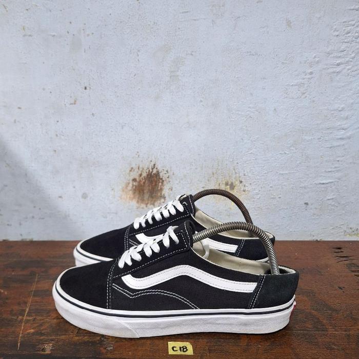 Sepatu second original Vans authentic slip on size 41