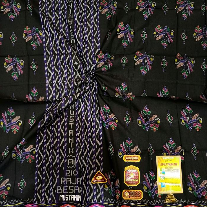 Sarung Mustamin Kembang BHS Full Sutra 210/2