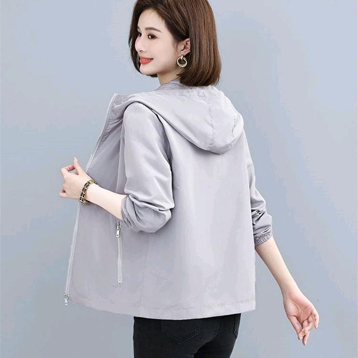 Jaket Parasut Taslan Zn Wanita Elegan Fashionable & Fungsional / Jacket Windbreaker For Women Hitam