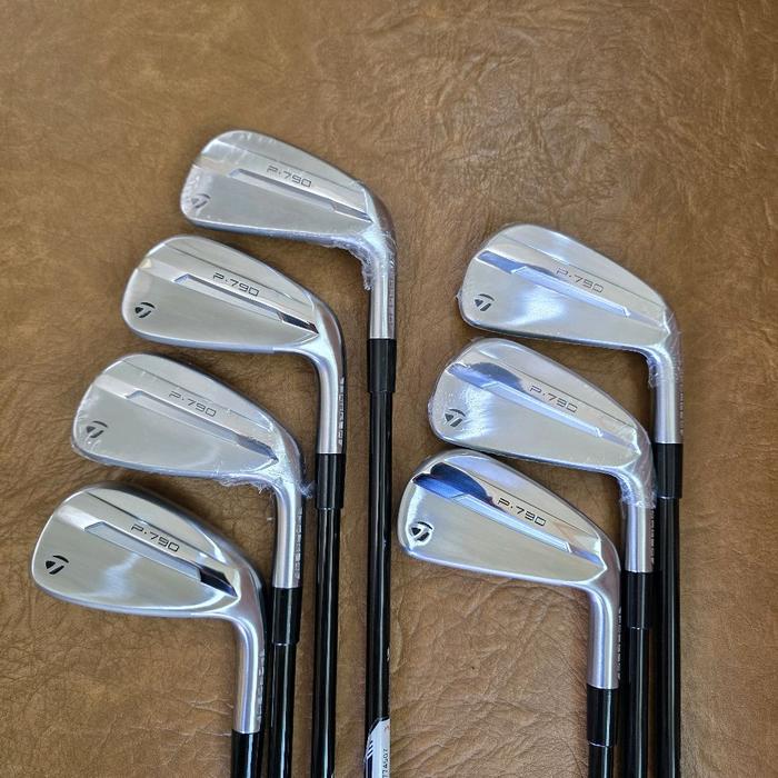 Iron Taylormade P790 Gen 5.  P sd 4 (7 pcs)