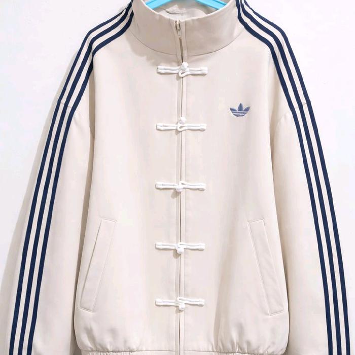 Adidas Cheongsam Jaket CNY Adidas Jacket Tang suit Cream White Suede  Mirror Putih  Vintage Panjang