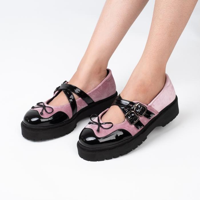CEKHAS - GIRL CRUSH Jisoo Pink Shoes