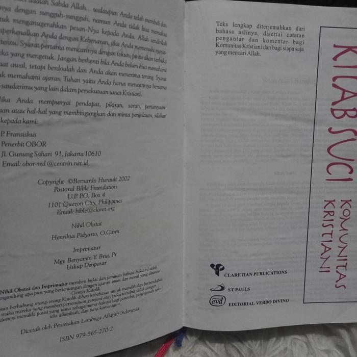 Langka Kitab Suci Komunitas Kristiani Bible Alkitab Deuterokanonika Katolik Protestan Berkualitas