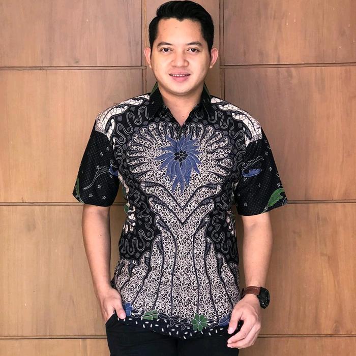 Kemeja Batik Solo Premium Full Furing Lengan Pendek#batikHandara#Prabuseno#batikpremium#batikArkanza