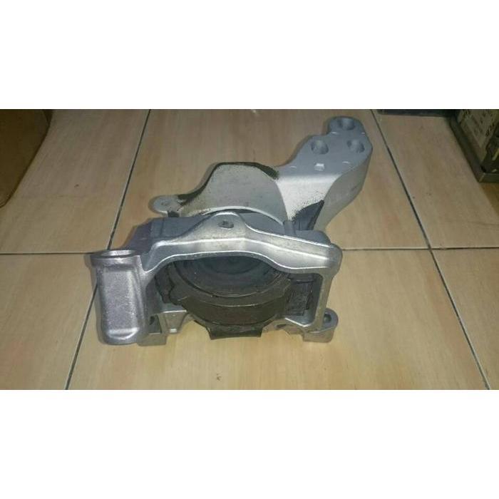 Mazda Genuine Parts Engine Mounting RH Mazda CX5 GJL339060 R1