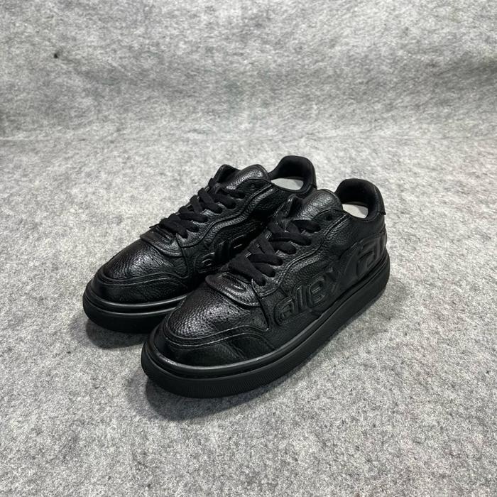 Merek: ALEXANDER WANG PUFF Model: SNEAKERS  Asal: ITALY Size :  9 setara 43 insole 27.5cm Price :1.1